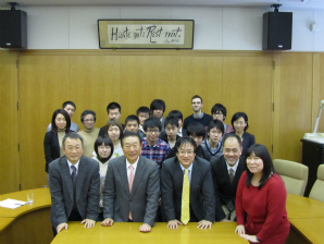 北海道大学で佐藤理事長による特別講義02